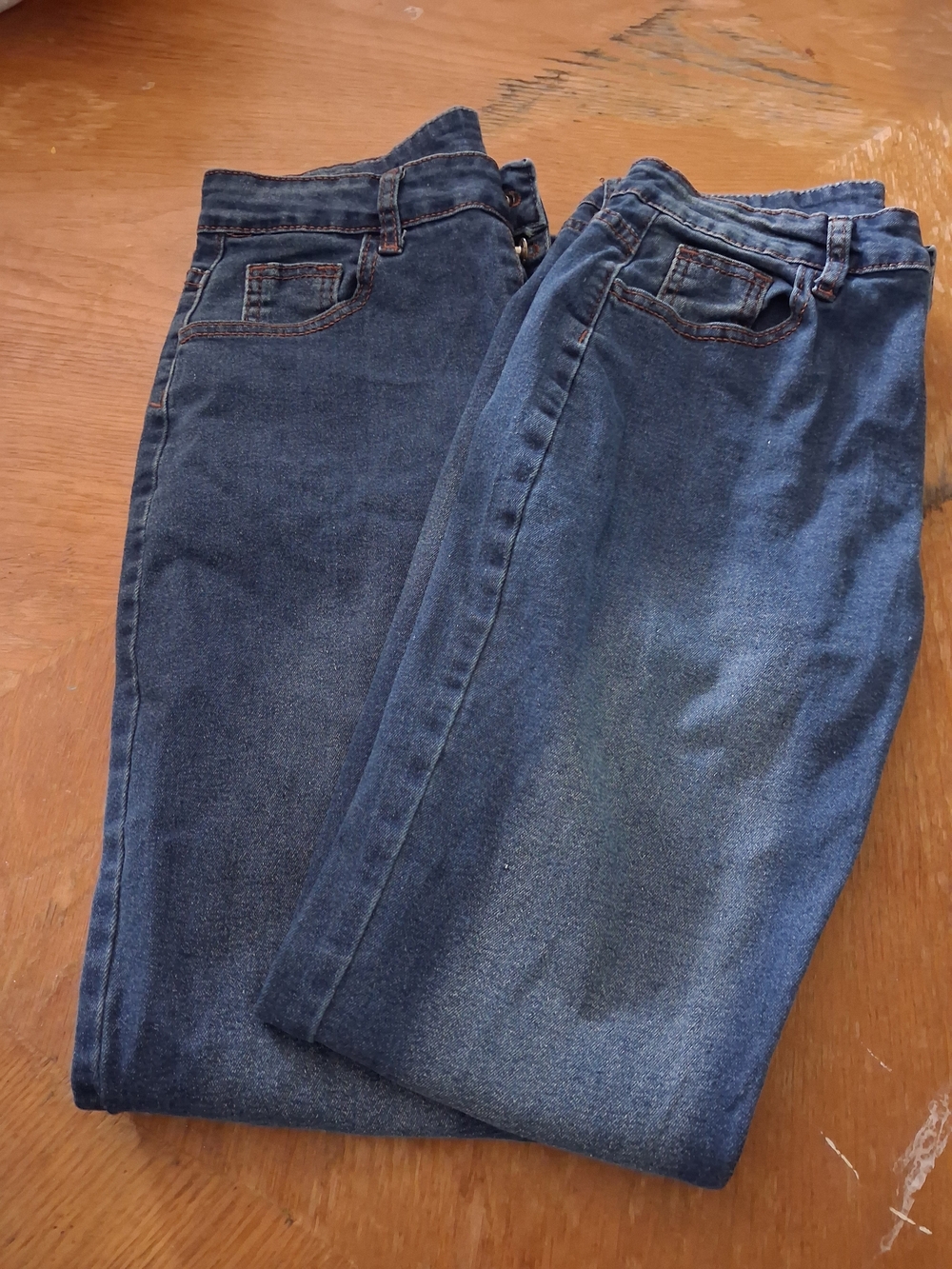 Lee Blue Denim Jeans with Classic Stitching